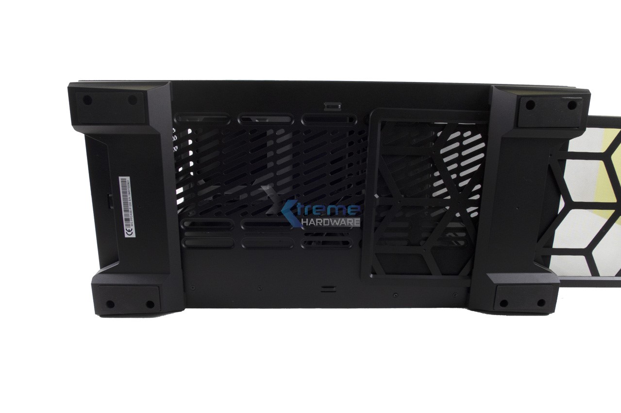 Antec P120 Crystal 16 b9429